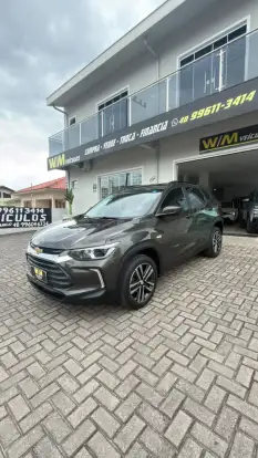 CHEVROLET-TRACKER-2023