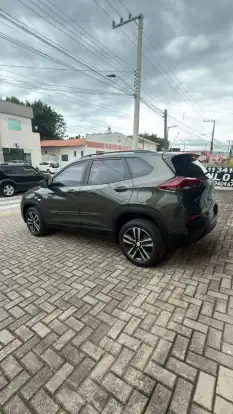 CHEVROLET-TRACKER-2023
