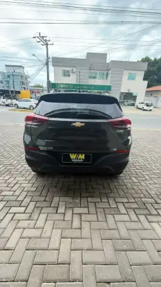 CHEVROLET-TRACKER-2023
