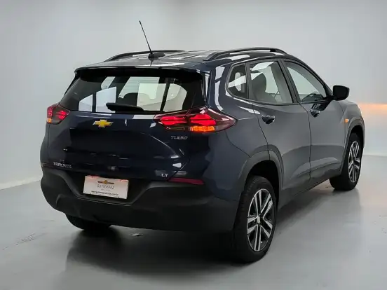 CHEVROLET-TRACKER-2024