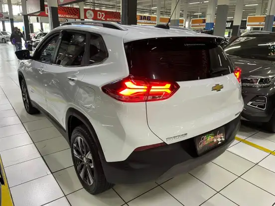 CHEVROLET-TRACKER-2022