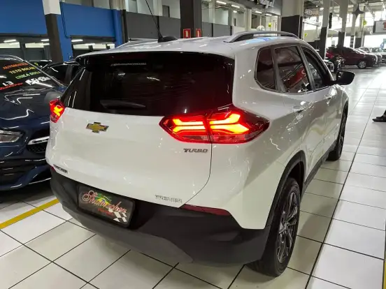 CHEVROLET-TRACKER-2022