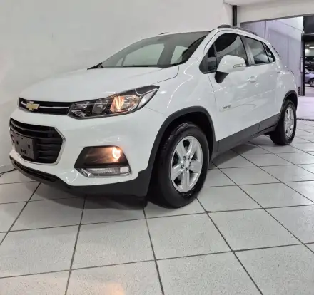 CHEVROLET-TRACKER-2018