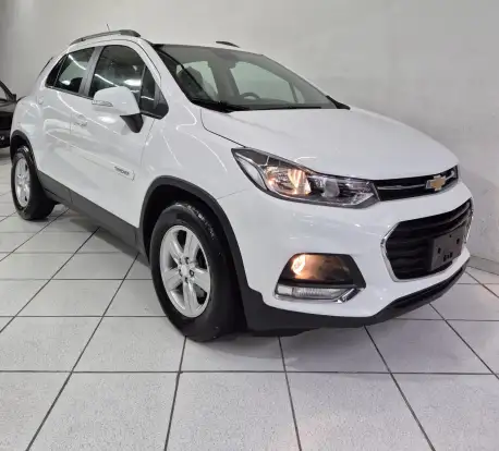 CHEVROLET-TRACKER-2018