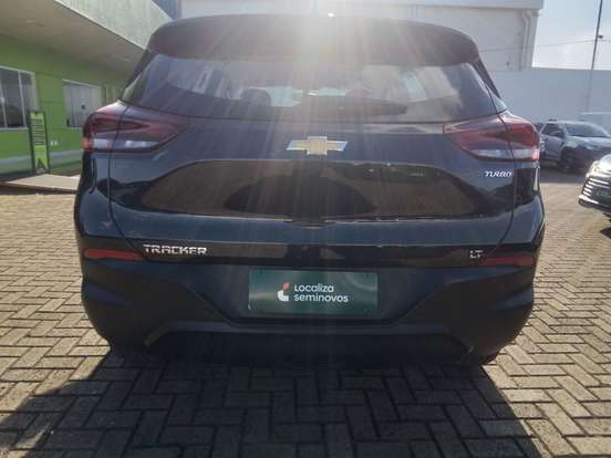 CHEVROLET-TRACKER-2024