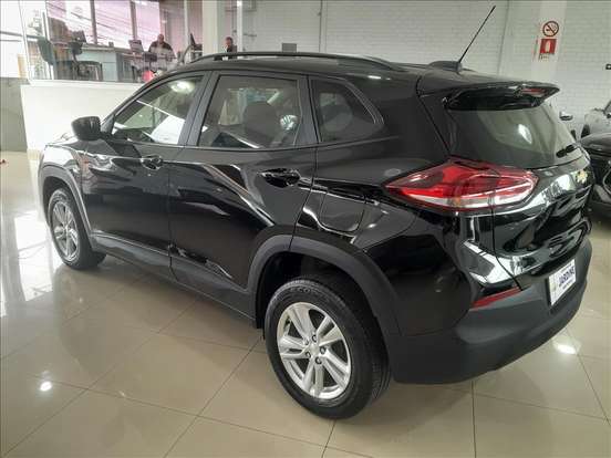 CHEVROLET-TRACKER-2022