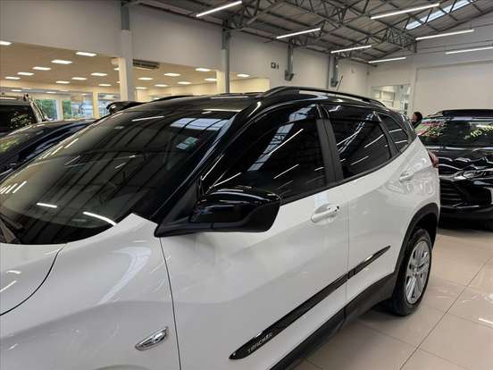CHEVROLET-TRACKER-2024