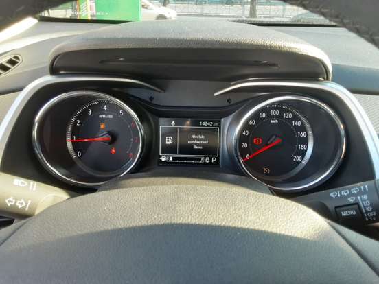 CHEVROLET-TRACKER-2024