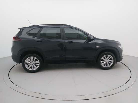 CHEVROLET-TRACKER-2023