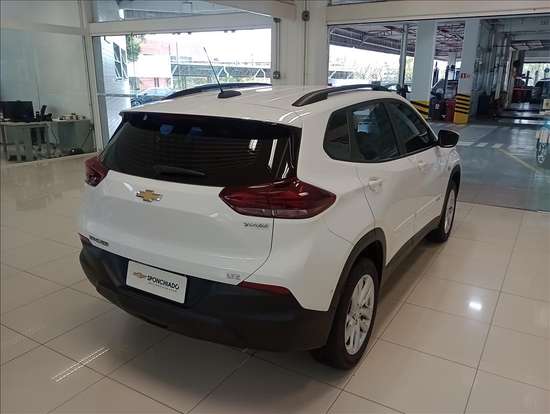 CHEVROLET-TRACKER-2024