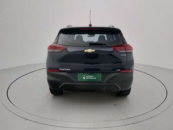CHEVROLET-TRACKER-2023