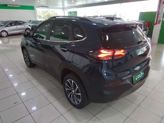 CHEVROLET-TRACKER-2025