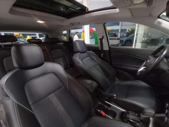 CHEVROLET-TRACKER-2022