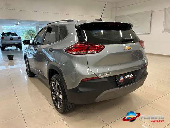 CHEVROLET-TRACKER-2024