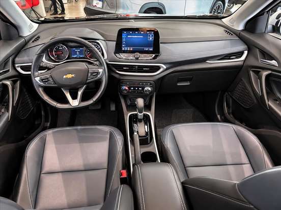 CHEVROLET-TRACKER-2023