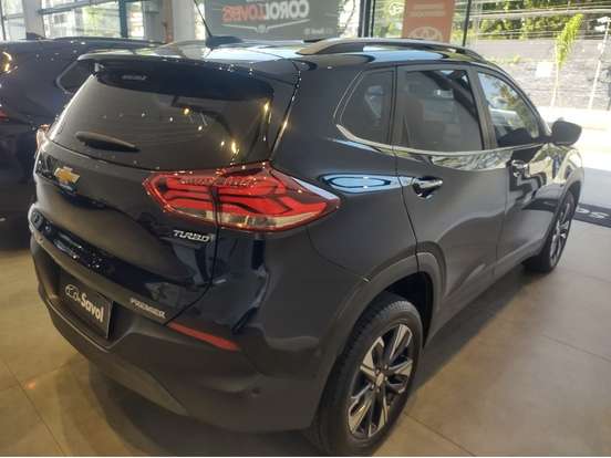 CHEVROLET-TRACKER-2023