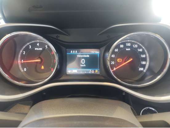 CHEVROLET-TRACKER-2023