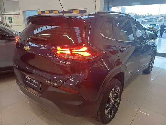 CHEVROLET-TRACKER-2024