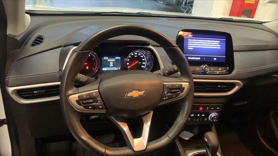 CHEVROLET-TRACKER-2024