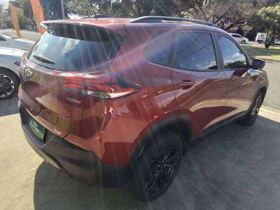 CHEVROLET-TRACKER-2024