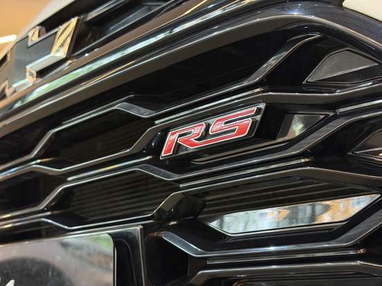 CHEVROLET-TRACKER-2023