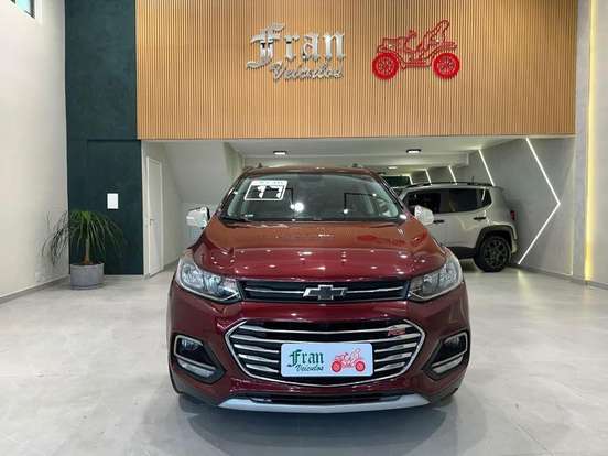 CHEVROLET-TRACKER-2017