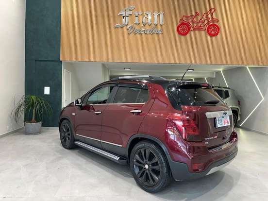 CHEVROLET-TRACKER-2017