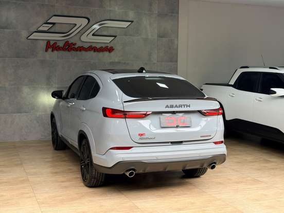 FIAT-FASTBACK-1.3 TURBO 270 FLEX ABARTH AT6 FIAT-FASTBACK-2026