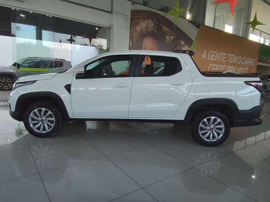 FIAT-STRADA-2024