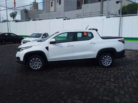 FIAT-STRADA-2024