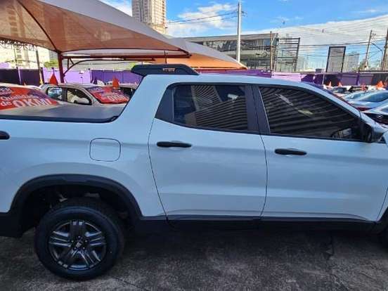 FIAT-TORO-1.3 TURBO 270 FLEX ENDURANCE AT6 FIAT-TORO-2023