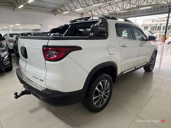 FIAT-TORO-2018