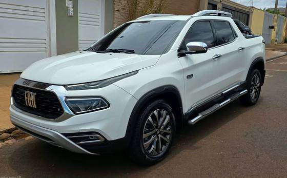 FIAT TORO 2.0 16V TURBO DIESEL RANCH 4WD AT9
