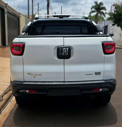 FIAT-TORO-2022