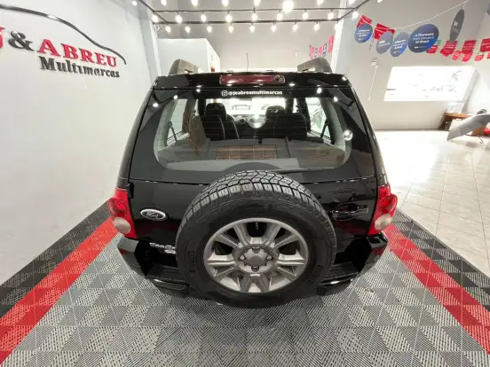 FORD-ECOSPORT-2011