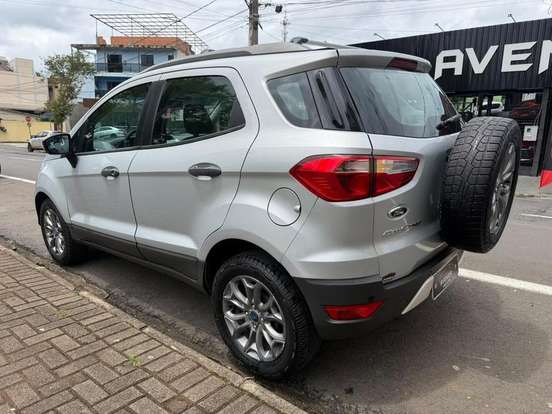 FORD-ECOSPORT-2013