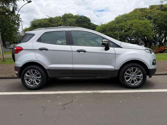 FORD-ECOSPORT-2013