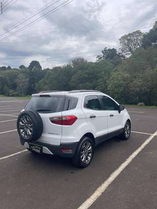 FORD-ECOSPORT-2013