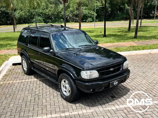 FORD-EXPLORER-2001