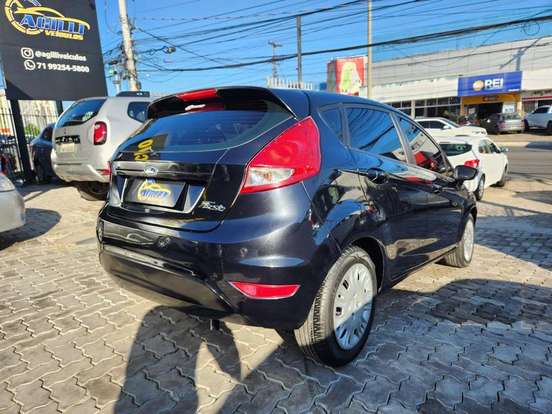 FORD-FIESTA-2013