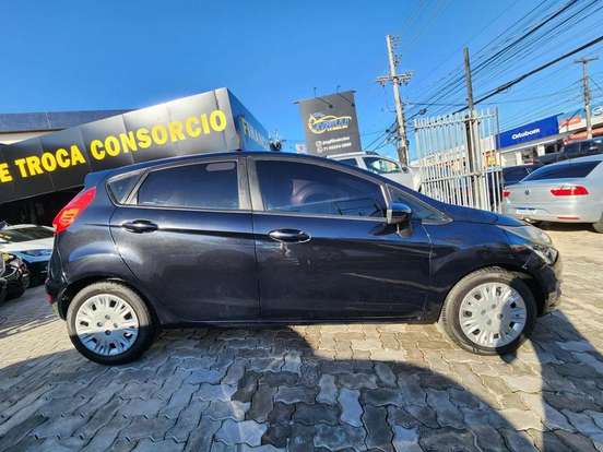 FORD-FIESTA-2013