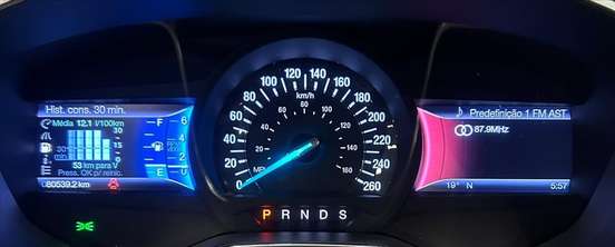 FORD-FUSION-2012