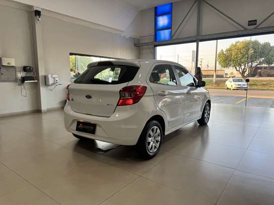 FORD-KA-2016