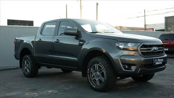 FORD RANGER 2.2 XLS 4X2 CD 16V DIESEL 4P AUTOMÁTICO
