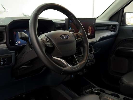 FORD-MAVERICK-2.0 ECOBOOST GASOLINA BLACK AUTOMÁTICO FORD-MAVERICK-2025