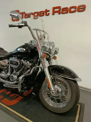 HARLEY-DAVIDSON-SOFTAIL HERITAGE CLASSIC 114-2023
