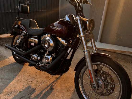 HARLEY-DAVIDSON-DYNA SUPER GLIDE CUSTOM HARLEY-DAVIDSON-DYNA SUPER GLIDE CUSTOM-2011