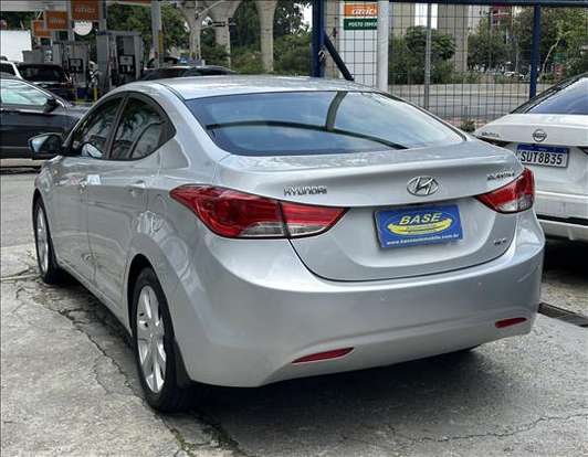 HYUNDAI-ELANTRA-2011
