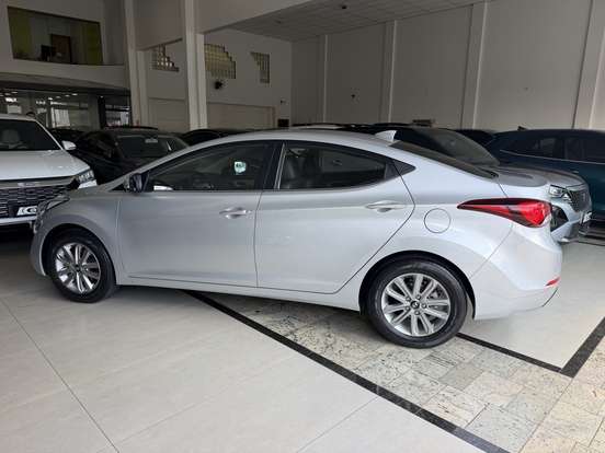 HYUNDAI-ELANTRA-2015