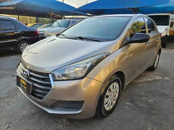 HYUNDAI HB20 1.0 COMFORT PLUS 12V FLEX 4P MANUAL